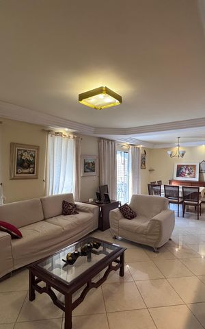 Apartamento à venda com 403m², 3 quartos e 4 vagas Apartamento à venda com 403m², 3 quartos e 4 vagasSala