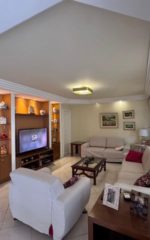 Apartamento à venda com 403m², 3 quartos e 4 vagas Apartamento à venda com 403m², 3 quartos e 4 vagasSala