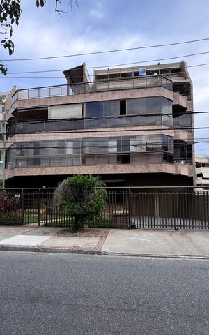 Apartamento à venda com 403m², 3 quartos e 4 vagas Apartamento à venda com 403m², 3 quartos e 4 vagasFachada