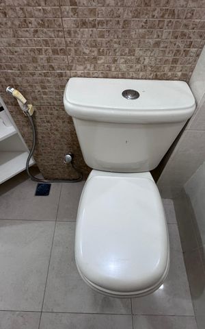 Apartamento à venda com 403m², 3 quartos e 4 vagas Apartamento à venda com 403m², 3 quartos e 4 vagasBanheiro (Segundo Andar)