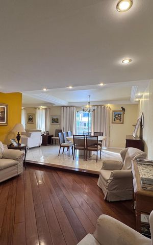 Apartamento à venda com 403m², 3 quartos e 4 vagas Apartamento à venda com 403m², 3 quartos e 4 vagasSala