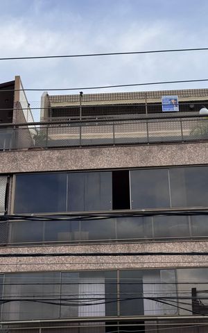 Apartamento à venda com 403m², 3 quartos e 4 vagas Apartamento à venda com 403m², 3 quartos e 4 vagasPlaquinha Quinto Andar
