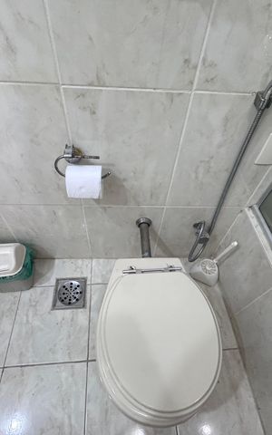 Apartamento à venda com 403m², 3 quartos e 4 vagas Apartamento à venda com 403m², 3 quartos e 4 vagasSuíte 1 - Banheiro