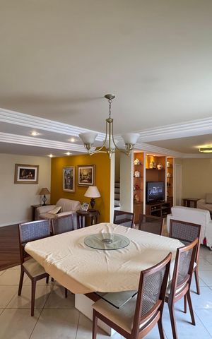 Apartamento à venda com 403m², 3 quartos e 4 vagas Apartamento à venda com 403m², 3 quartos e 4 vagasSala