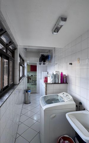 Apartamento à venda com 403m², 3 quartos e 4 vagas Apartamento à venda com 403m², 3 quartos e 4 vagasÁrea de Serviço