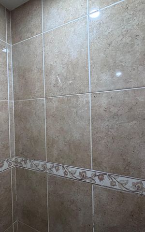 Apartamento à venda com 403m², 3 quartos e 4 vagas Apartamento à venda com 403m², 3 quartos e 4 vagasSuíte 2 - Banheiro