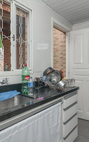 Casa à venda com 200m², 4 quartos e 3 vagasCozinha Apartamento 2