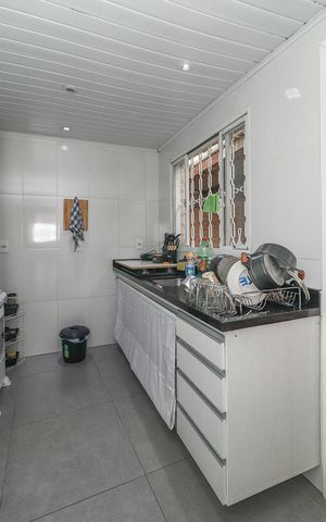 Casa à venda com 200m², 4 quartos e 3 vagasCozinha Apartamento 2