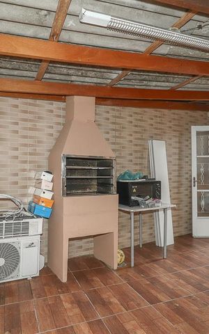 Casa à venda com 200m², 4 quartos e 3 vagasChurrasqueira Apartamento 2