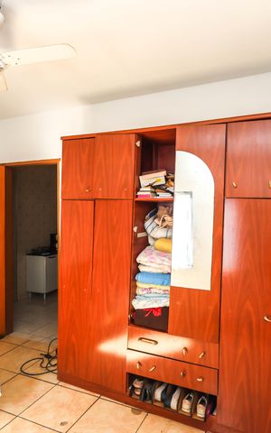 Casa à venda com 333m², 3 quartos e 3 vagasQuarto 2