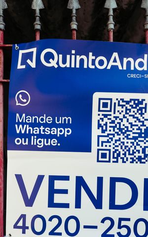 Casa à venda com 333m², 3 quartos e 3 vagasFachada