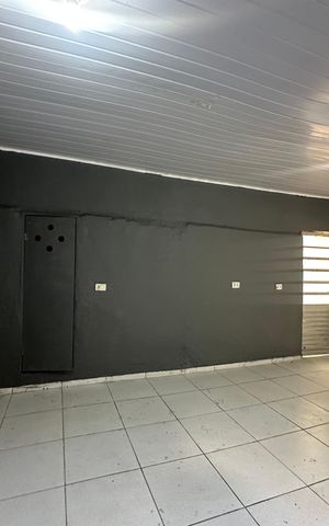 Casa para alugar com 35m², 1 quarto e sem vaga Casa para alugar com 35m², 1 quarto e sem vagaSala/Quarto