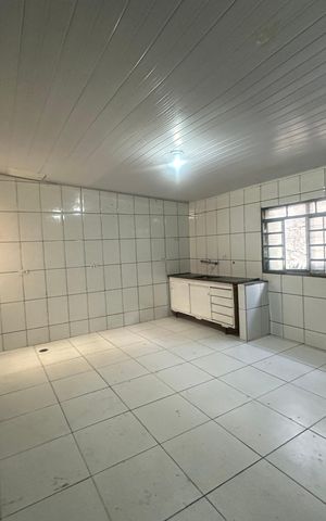 Casa para alugar com 35m², 1 quarto e sem vaga Casa para alugar com 35m², 1 quarto e sem vagaSala/Quarto