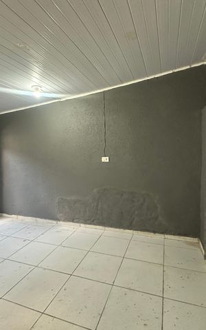 Casa para alugar com 35m², 1 quarto e sem vaga Casa para alugar com 35m², 1 quarto e sem vagaSala/Quarto