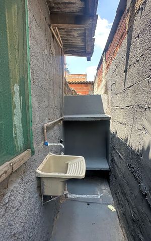Casa para alugar com 35m², 1 quarto e sem vaga Casa para alugar com 35m², 1 quarto e sem vagaÁrea de Serviço