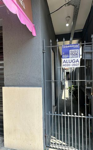 Casa para alugar com 35m², 1 quarto e sem vaga Casa para alugar com 35m², 1 quarto e sem vagaFachada