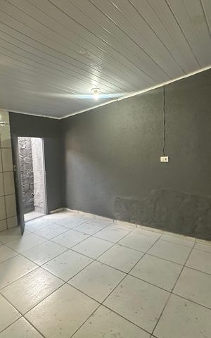 Casa para alugar com 35m², 1 quarto e sem vaga Casa para alugar com 35m², 1 quarto e sem vagaSala/Quarto