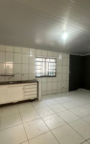 Casa para alugar com 35m², 1 quarto e sem vaga Casa para alugar com 35m², 1 quarto e sem vagaSala/Quarto