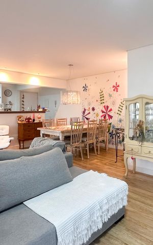 Apartamento à venda com 104m², 3 quartos e 2 vagas Apartamento à venda com 104m², 3 quartos e 2 vagasSala