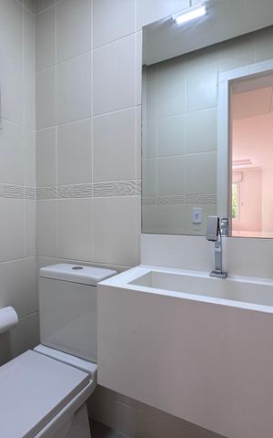 Casa de condomínio à venda com 282m², 4 quartos e 5 vagas Casa de condomínio à venda com 282m², 4 quartos e 5 vagasLavabo