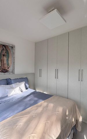 Casa de condomínio à venda com 282m², 4 quartos e 5 vagas Casa de condomínio à venda com 282m², 4 quartos e 5 vagasSuíte 2