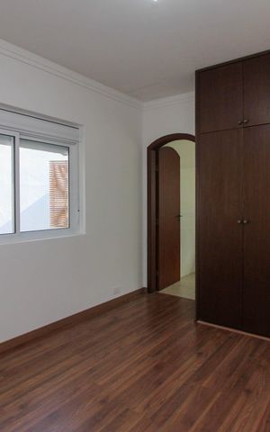 Casa para alugar com 500m², 5 quartos e 4 vagas Casa para alugar com 500m², 5 quartos e 4 vagasSuíte 3