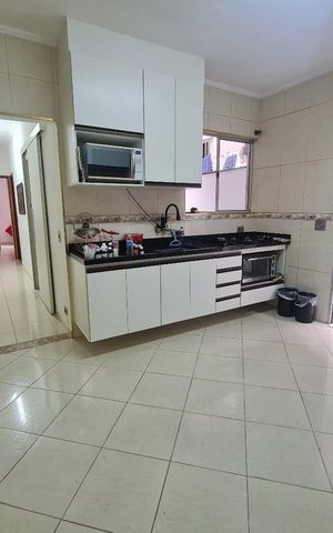 Casa à venda com 190m², 2 quartos e 2 vagas