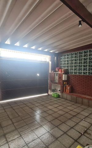 Casa à venda com 190m², 2 quartos e 2 vagas