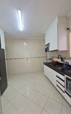 Casa à venda com 190m², 2 quartos e 2 vagas