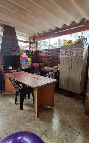 Casa à venda com 190m², 2 quartos e 2 vagas