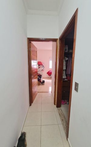 Casa à venda com 190m², 2 quartos e 2 vagas
