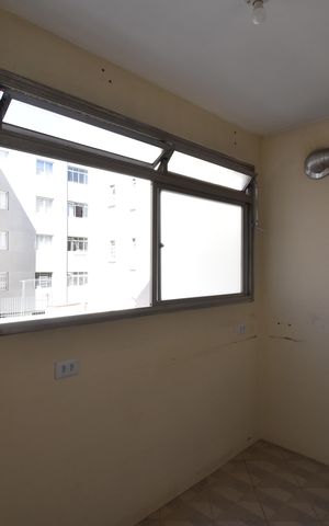 Apartamento à venda com 147m², 3 quartos e 1 vagaÁrea de Serviço