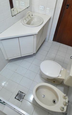 Apartamento à venda com 147m², 3 quartos e 1 vagaBanheiro da Suíte