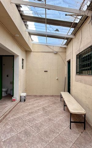 Casa à venda com 159m², 3 quartos e 2 vagas Casa à venda com 159m², 3 quartos e 2 vagasQuintal