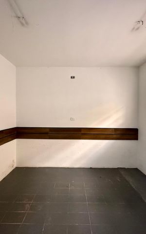 Casa à venda com 159m², 3 quartos e 2 vagas Casa à venda com 159m², 3 quartos e 2 vagasCozinha
