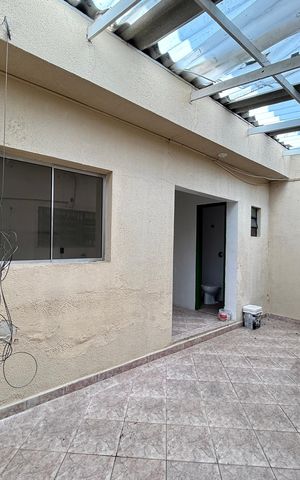 Casa à venda com 159m², 3 quartos e 2 vagas Casa à venda com 159m², 3 quartos e 2 vagasQuintal