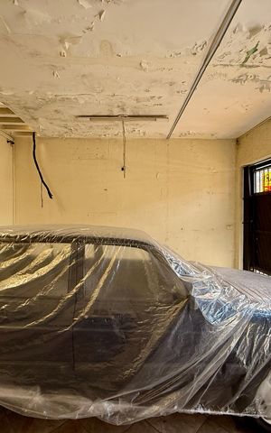 Casa à venda com 159m², 3 quartos e 2 vagas Casa à venda com 159m², 3 quartos e 2 vagasGaragem