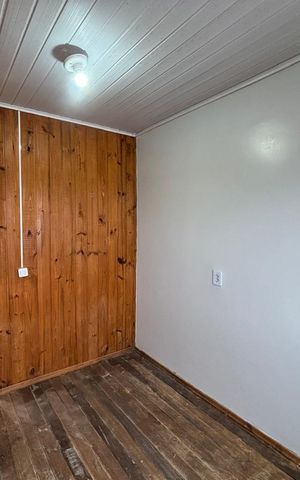 Casa à venda com 80m², 2 quartos e 1 vaga