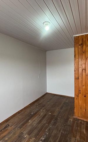 Casa à venda com 80m², 2 quartos e 1 vaga