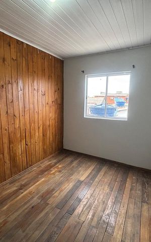 Casa à venda com 80m², 2 quartos e 1 vaga