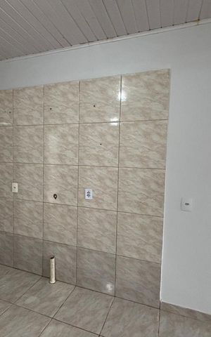Casa à venda com 80m², 2 quartos e 1 vaga
