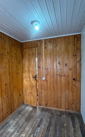 Casa à venda com 80m², 2 quartos e 1 vaga