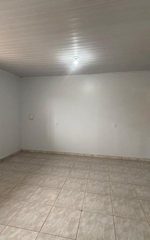 Casa à venda com 80m², 2 quartos e 1 vaga