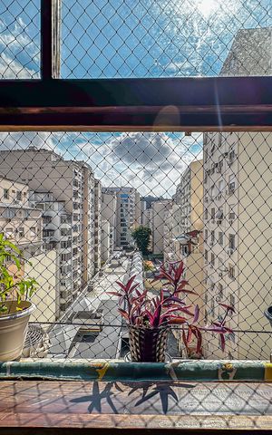 Apartamento para alugar com 149m², 3 quartos e 1 vaga