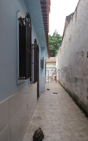 Casa de condomínio para alugar com 450m², 6 quartos e 3 vagasLateral da casa