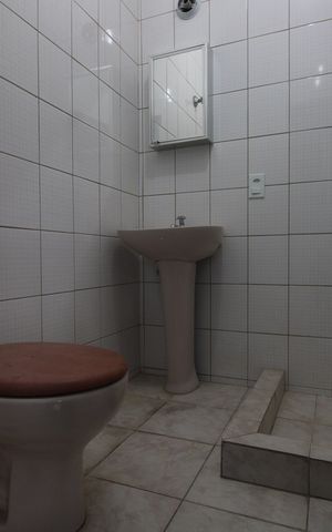 Casa de condomínio para alugar com 450m², 6 quartos e 3 vagasTerraço - Suíte/banheiro