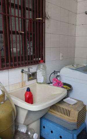 Casa de condomínio para alugar com 450m², 6 quartos e 3 vagasÁrea de serviço