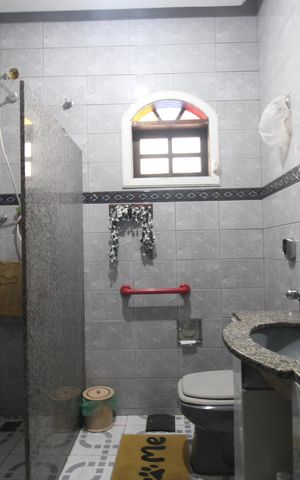 Casa de condomínio para alugar com 450m², 6 quartos e 3 vagasBanheiro social