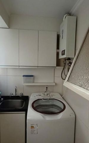 Apartamento à venda com 94m², 2 quartos e 1 vaga Apartamento à venda com 94m², 2 quartos e 1 vagaÁrea de serviço