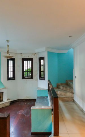 Casa para alugar com 180m², 2 quartos e 1 vaga Casa para alugar com 180m², 2 quartos e 1 vagaSala